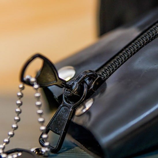 LATEX Lockable Bondage Mitts with zippers (5)