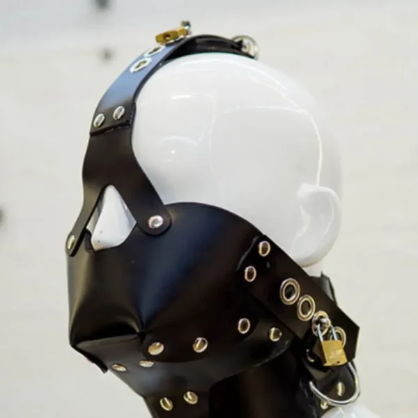 Rubber Neck Corset with Head (2)